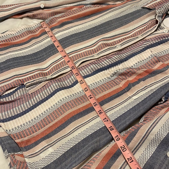 EN CRÈME STRIPPED BUTTON UP LONG SLEEVE BLOUSE - Picture 5 of 6